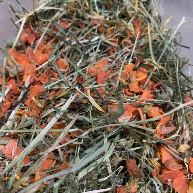 View of Hay for Rabbits | With Added Carrots|Natures Own